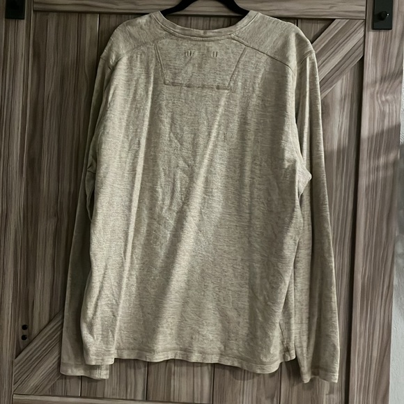 Mens XL Northface long sleeve shirt Tan - Picture 2 of 6